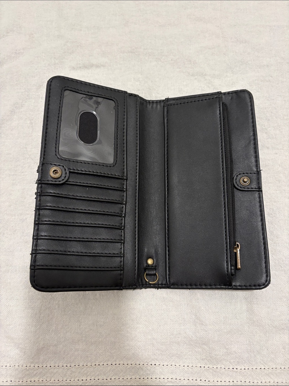 Universal Thread Faux Leather Wallet - Picture 9 of 12